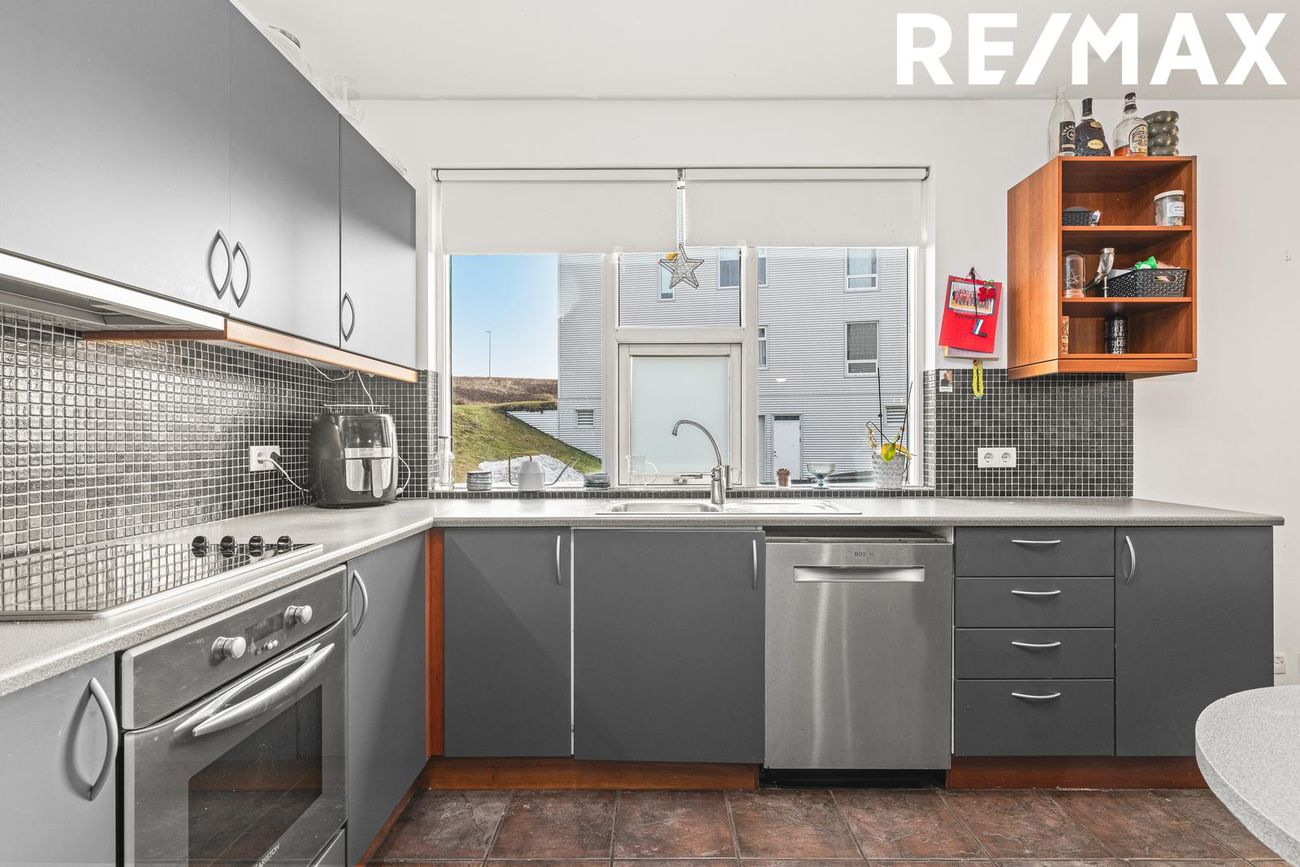 Þrastarás 46, 221 Hafnarfjörður