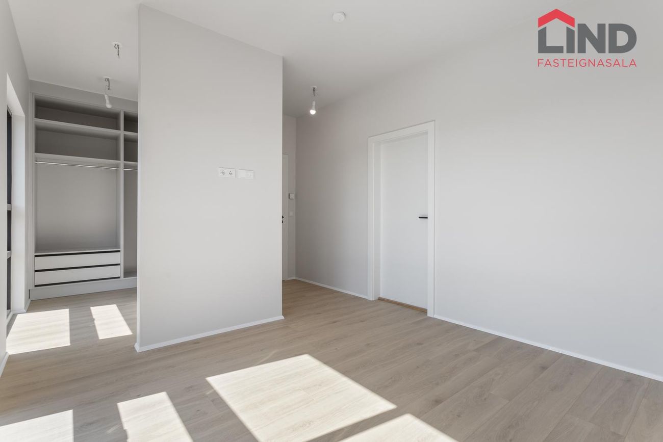 Jöfursbás 5D - 0401, 112 Reykjavík