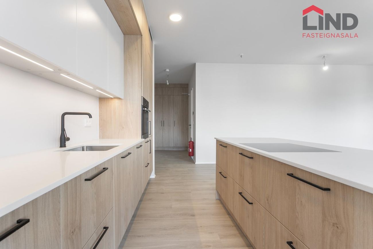 Jöfursbás 5D - 0401, 112 Reykjavík