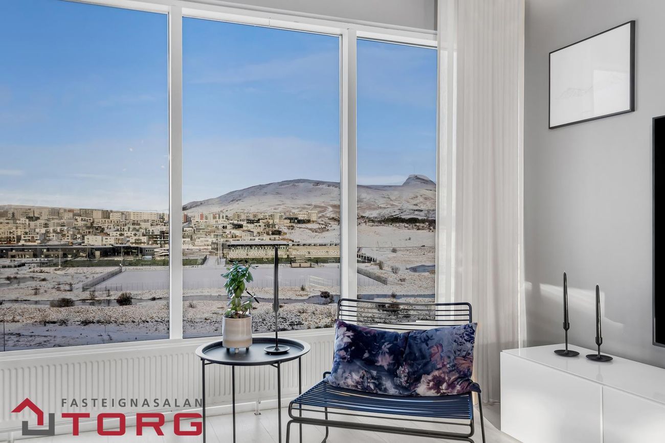 Marteinslaug 1, 113 Reykjavík