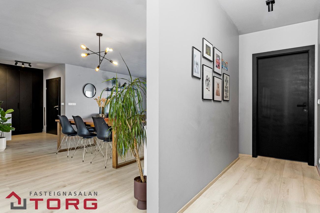 Marteinslaug 1, 113 Reykjavík