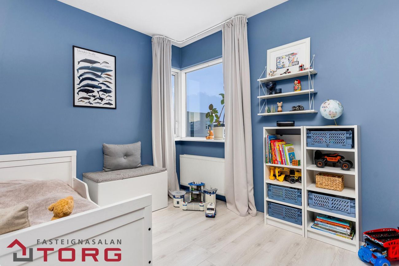 Marteinslaug 1, 113 Reykjavík