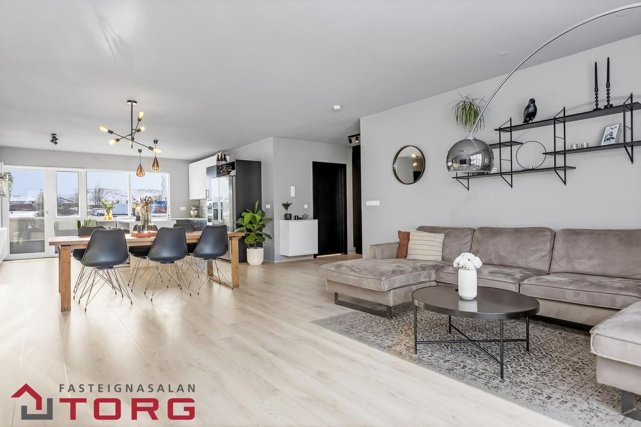 Marteinslaug 1, 113 Reykjavík