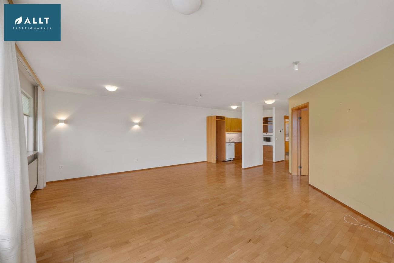 Kleppsvegur 62, 104 Reykjavík