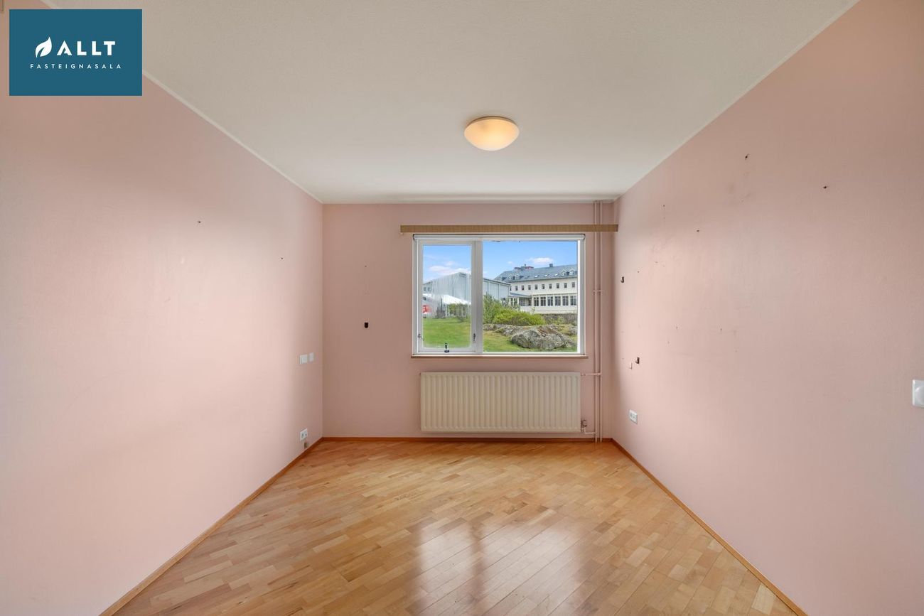 Kleppsvegur 62, 104 Reykjavík