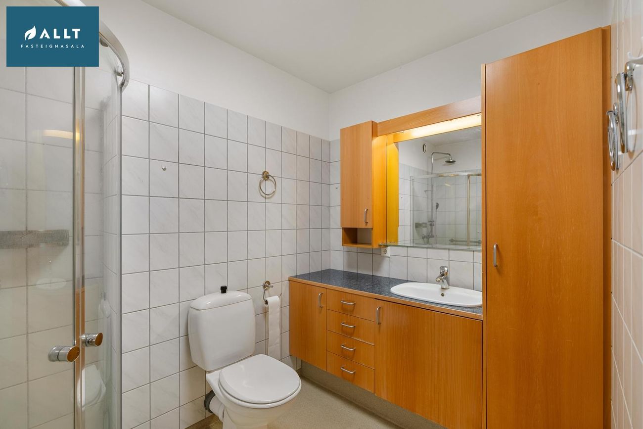 Kleppsvegur 62, 104 Reykjavík