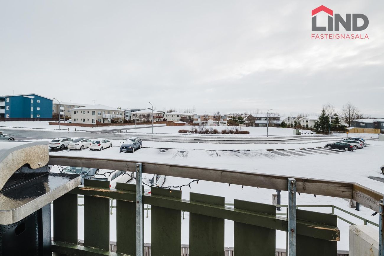 Laufrimi 1, 112 Reykjavík