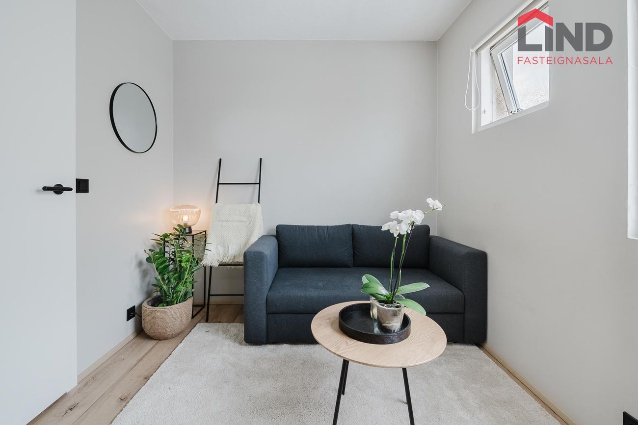 Laufrimi 1, 112 Reykjavík