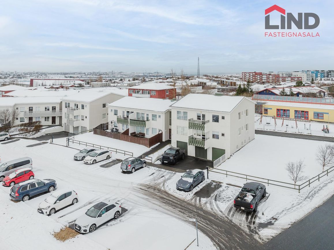 Laufrimi 1, 112 Reykjavík