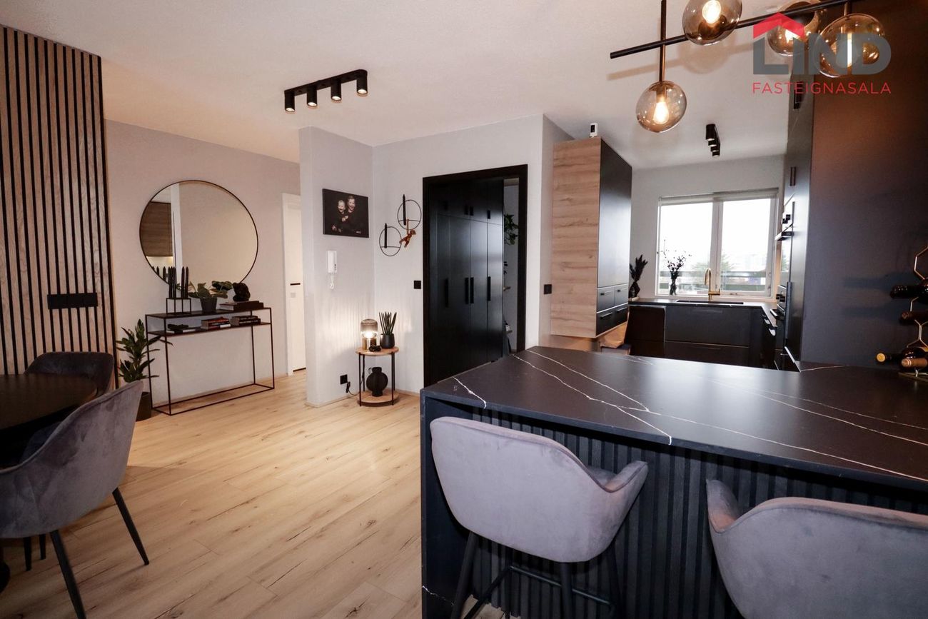 Laufrimi 1, 112 Reykjavík