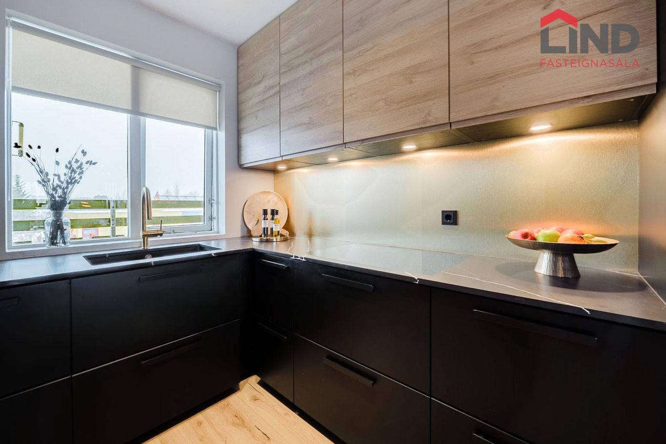 Laufrimi 1, 112 Reykjavík