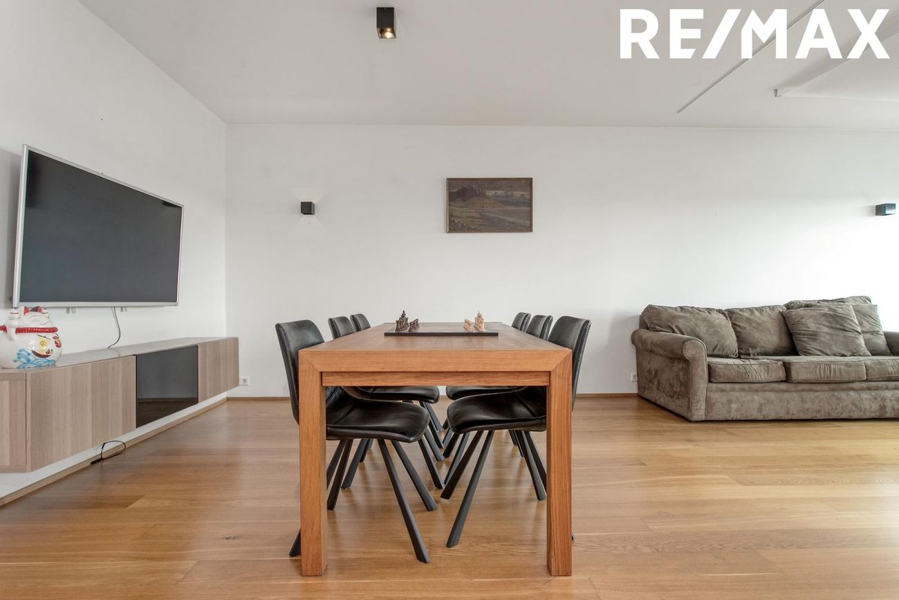 Helluvað 13, 110 Reykjavík