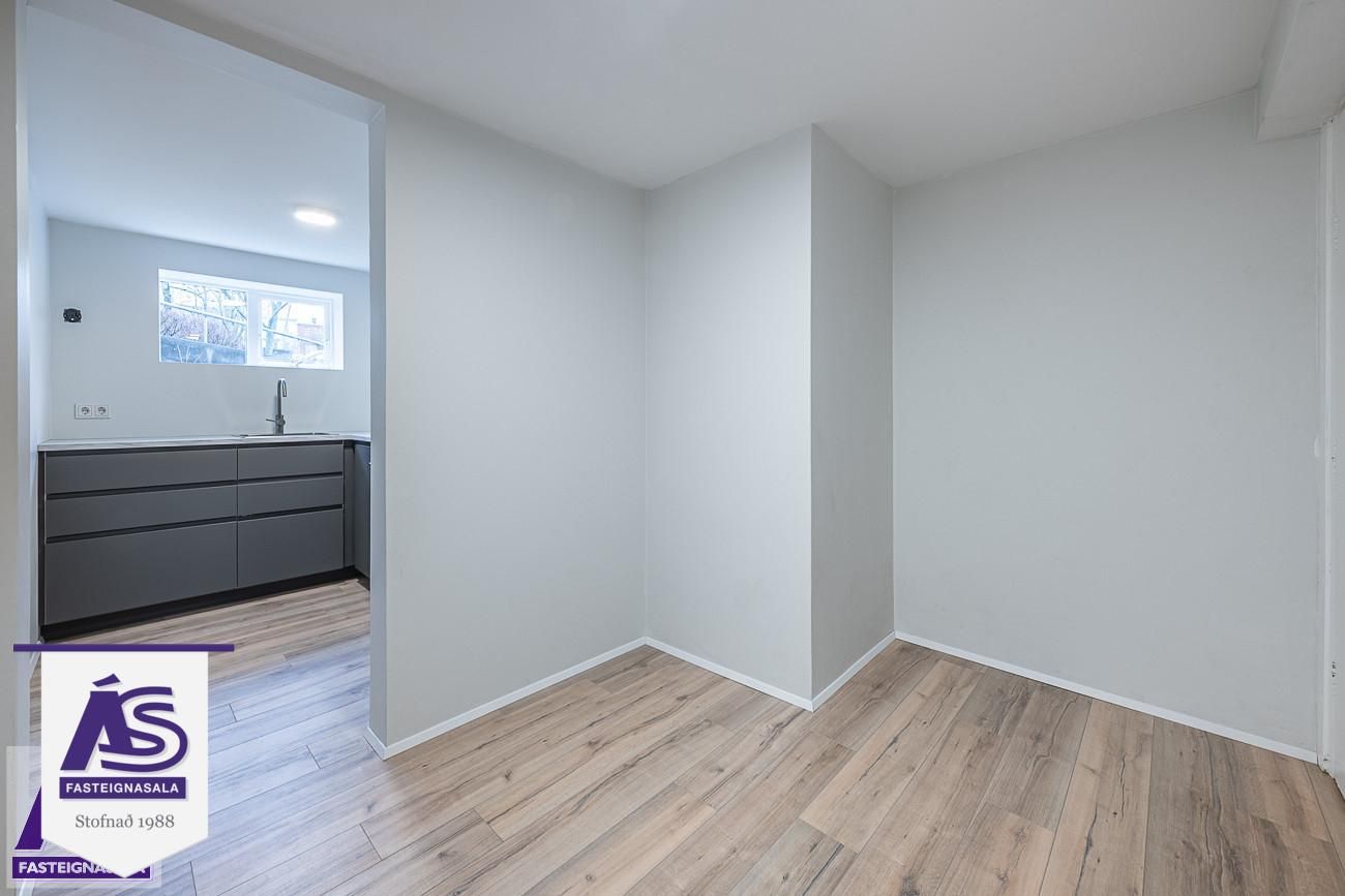 Snorrabraut 34 - 0001, 105 Reykjavík