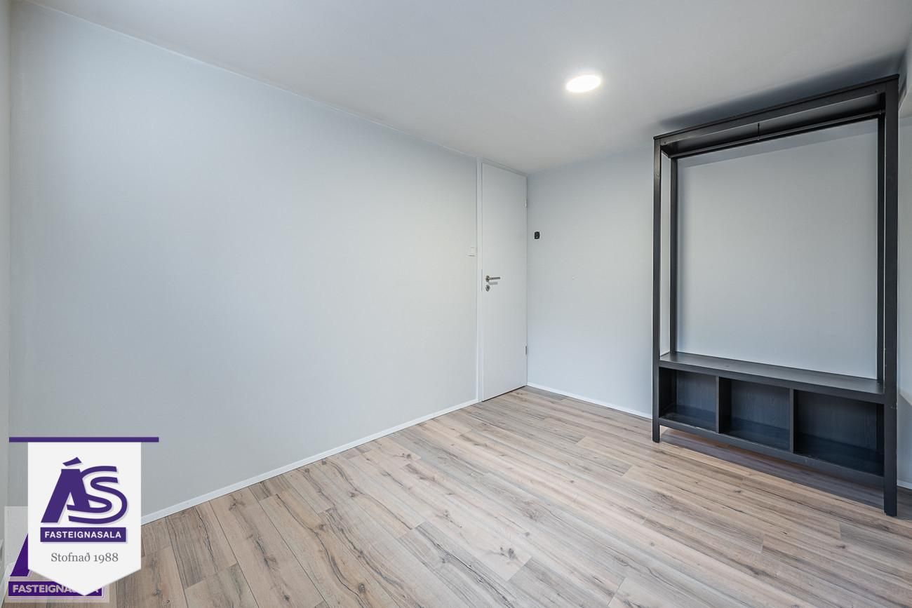 Snorrabraut 34 - 0001, 105 Reykjavík