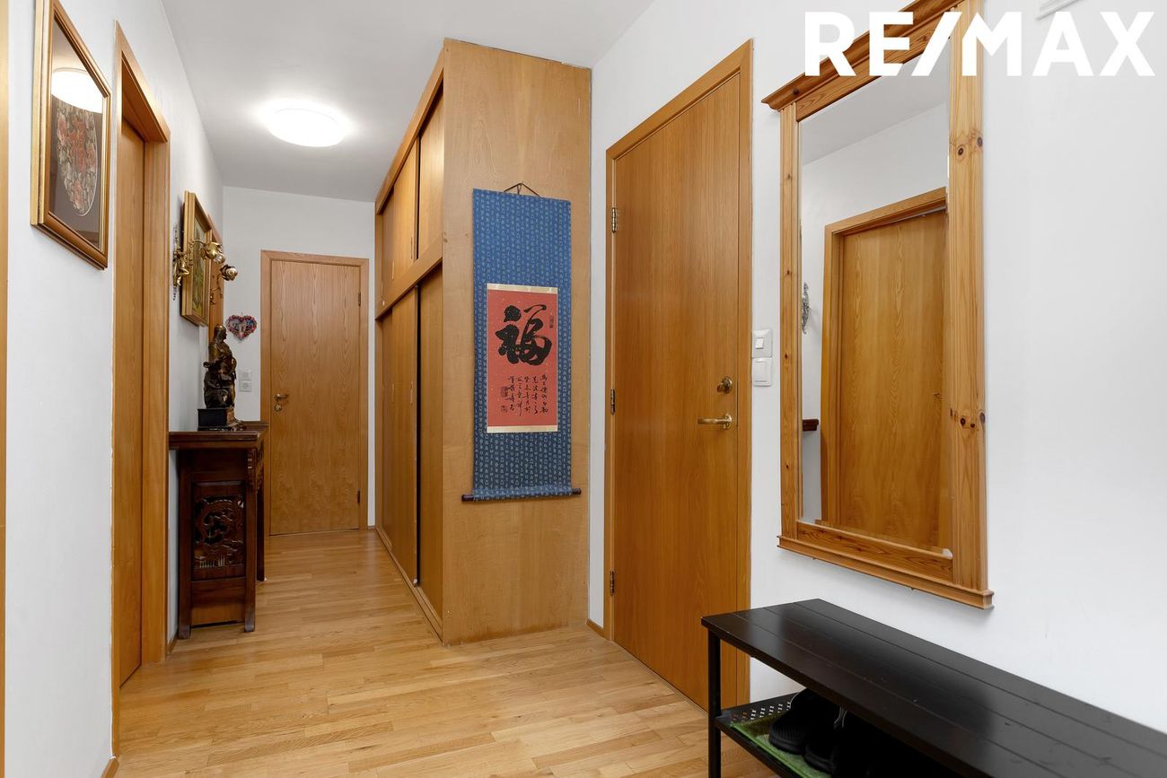 Hraunbær 130 - 0202, 110 Reykjavík