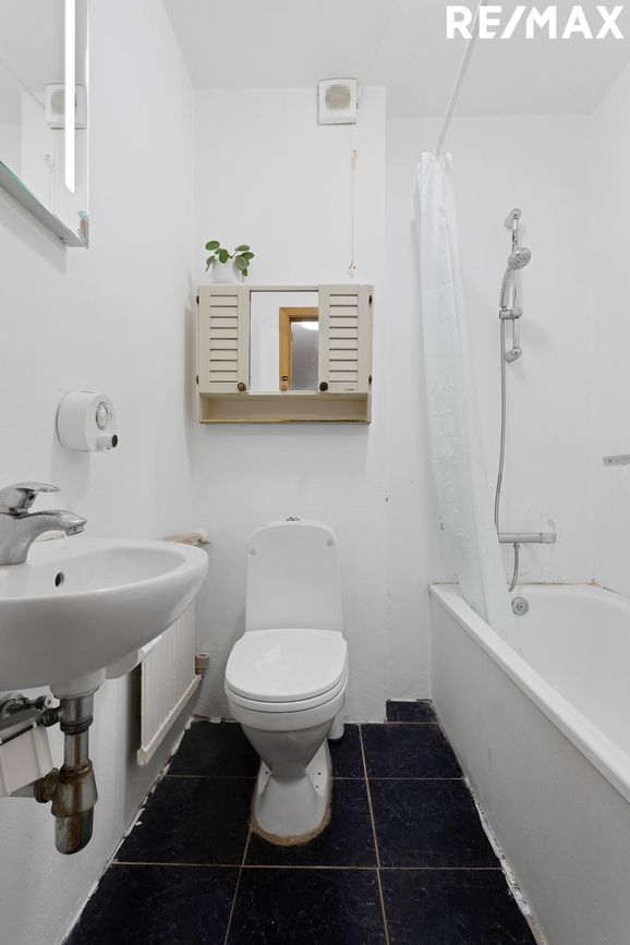 Hraunbær 130 - 0202, 110 Reykjavík