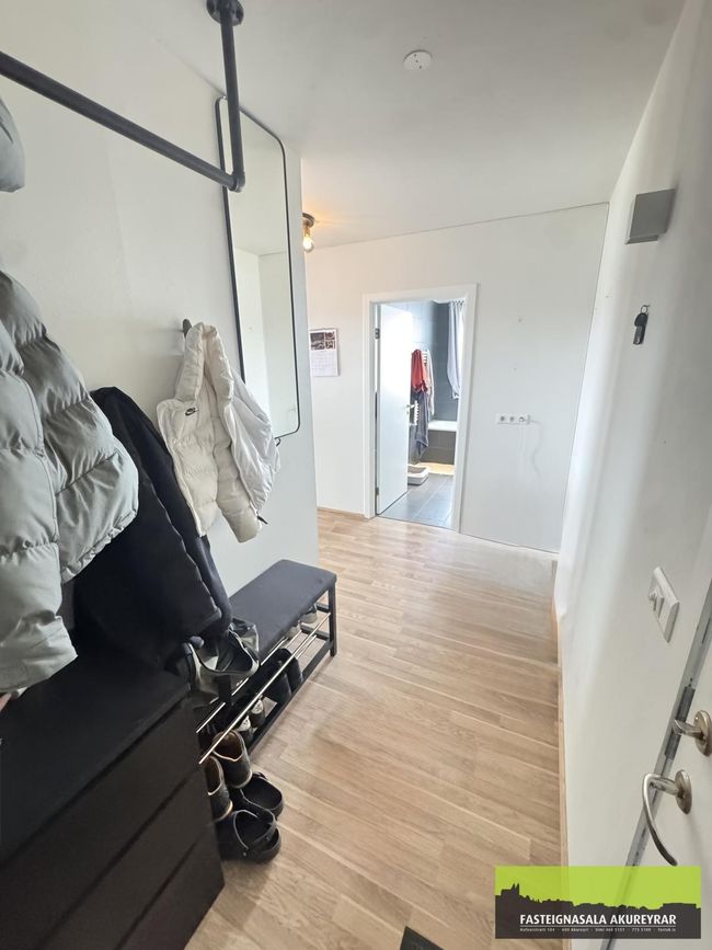Smárahlíð 18, 603 Akureyri