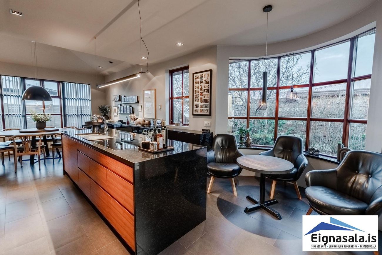 Lyngmói 16, 260 Reykjanesbær