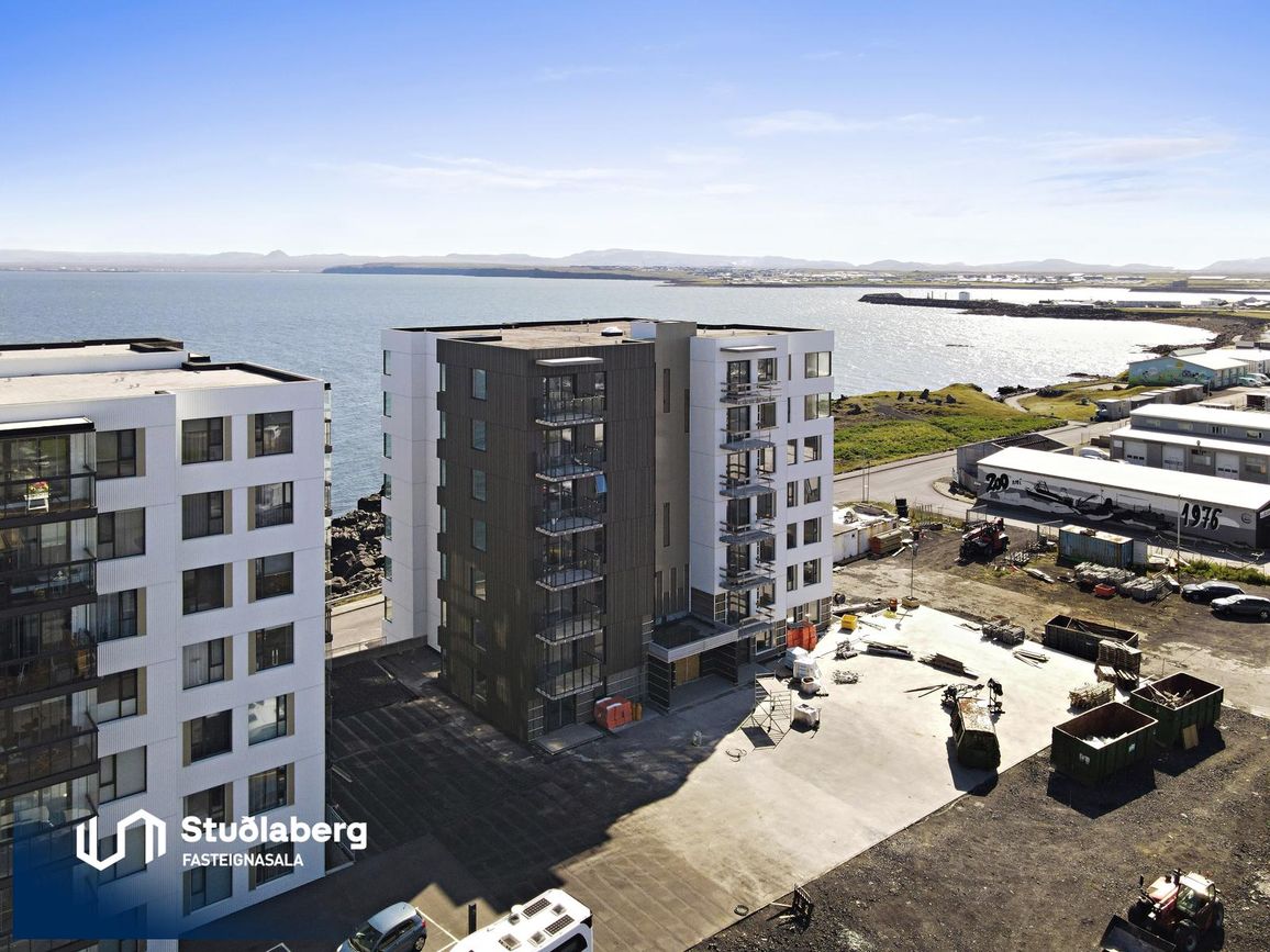 Pósthússtræti 9 - 0501, 230 Reykjanesbær