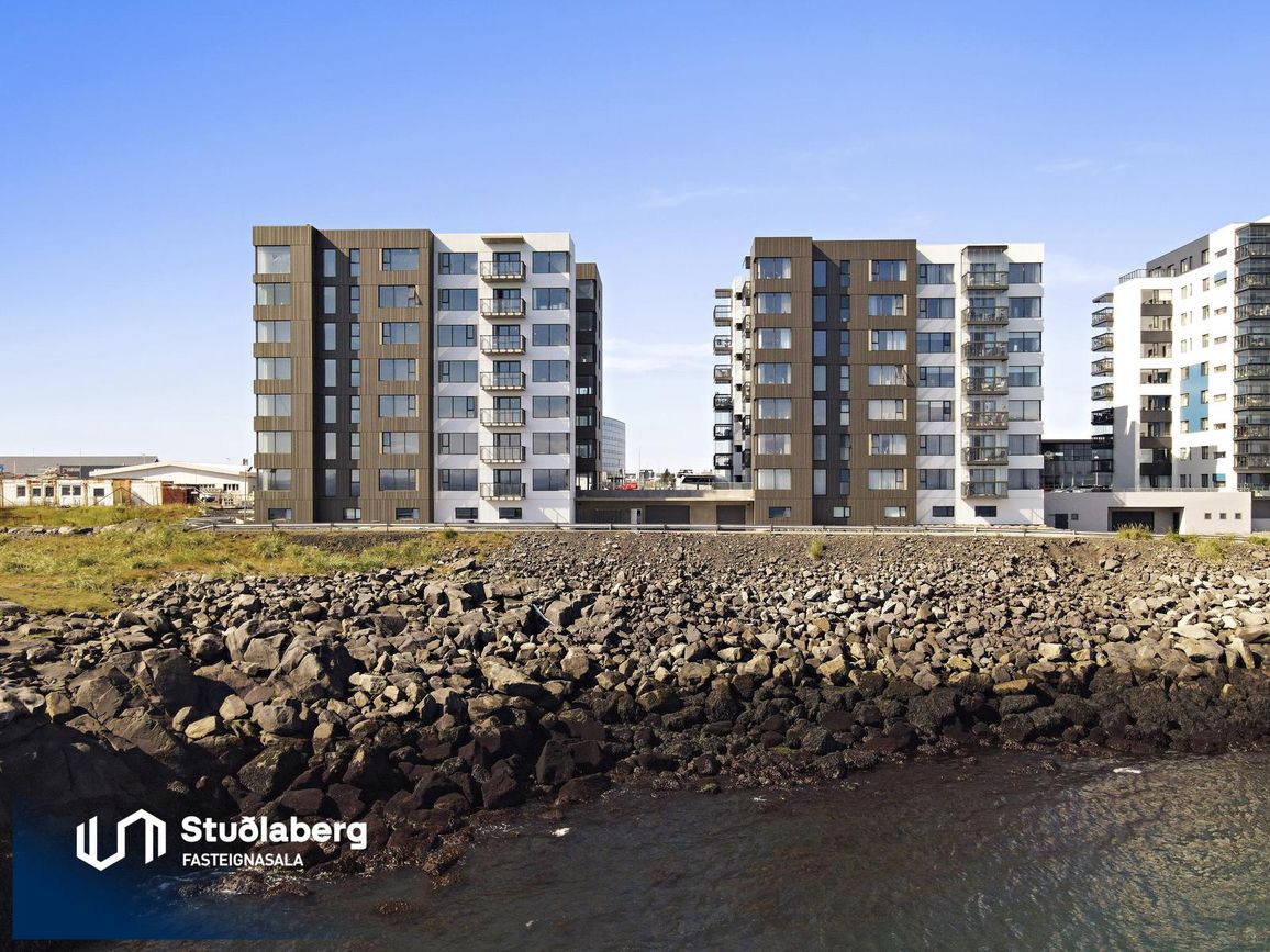 Pósthússtræti 9 - 0501, 230 Reykjanesbær