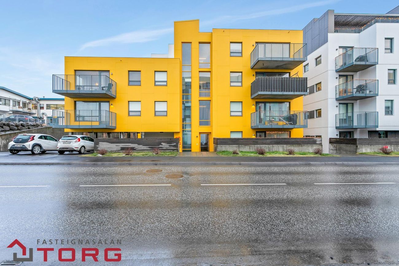 Hafnarbraut 12B, 200 Kópavogur