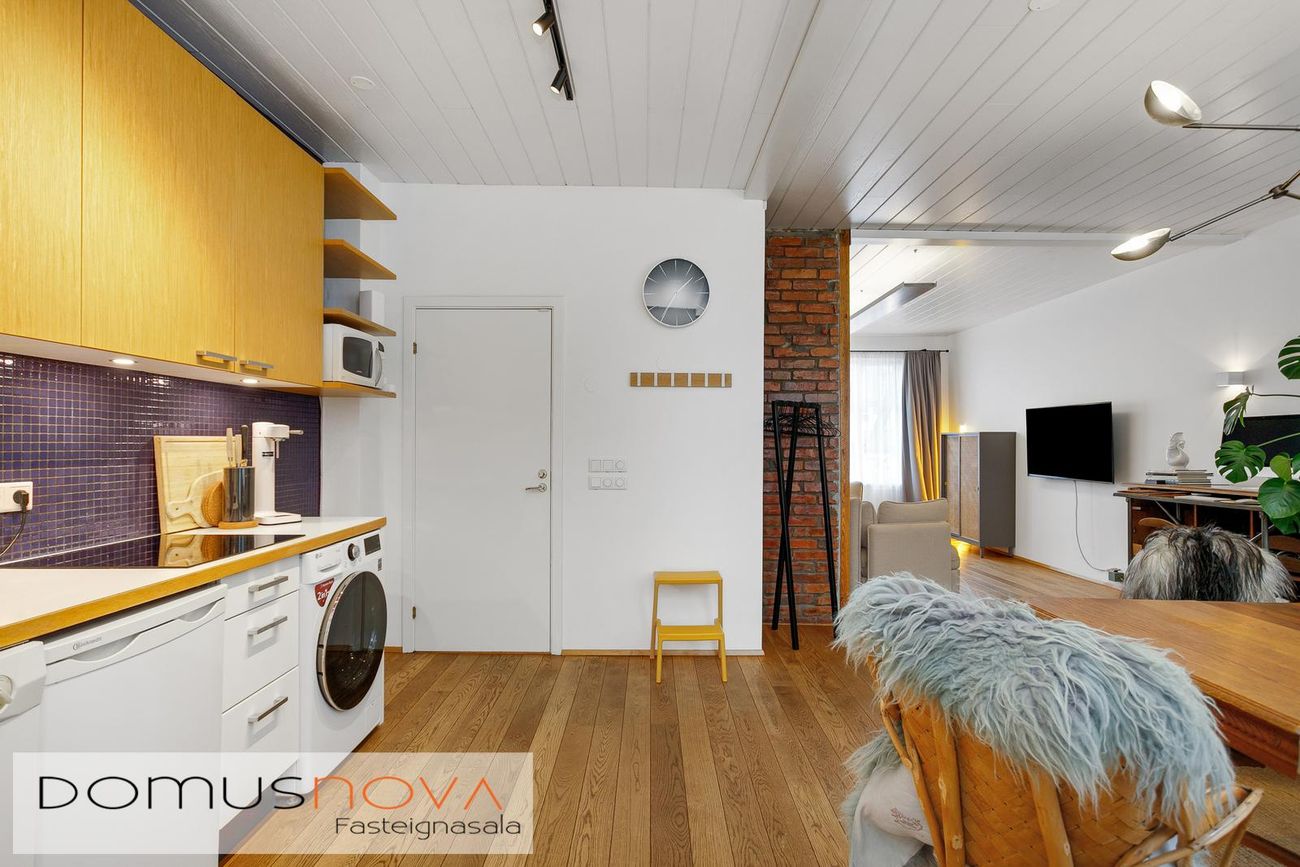 Kirkjutorg 6A - 0201, 101 Reykjavík