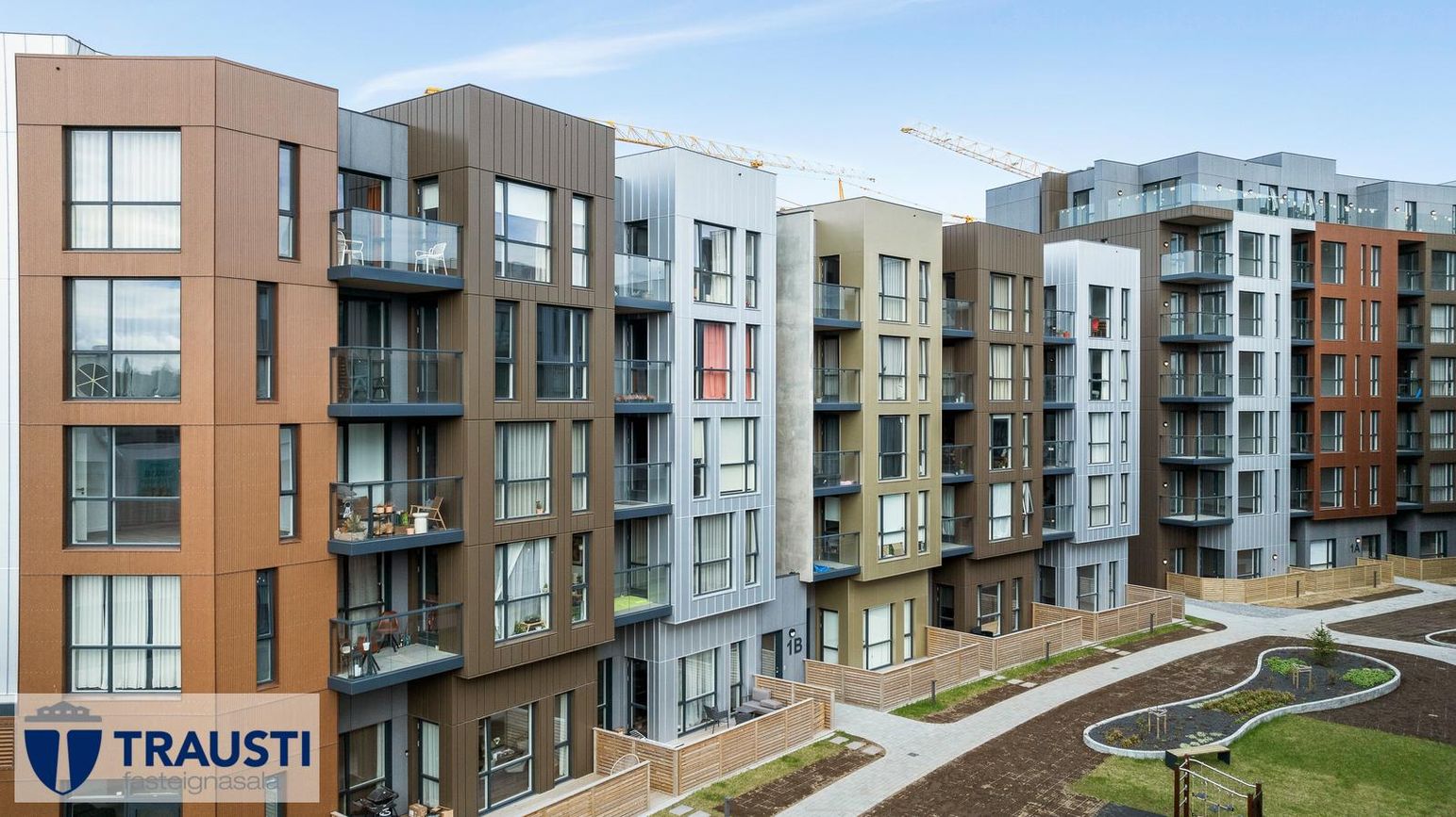 Grensásvegur 1B, 108 Reykjavík