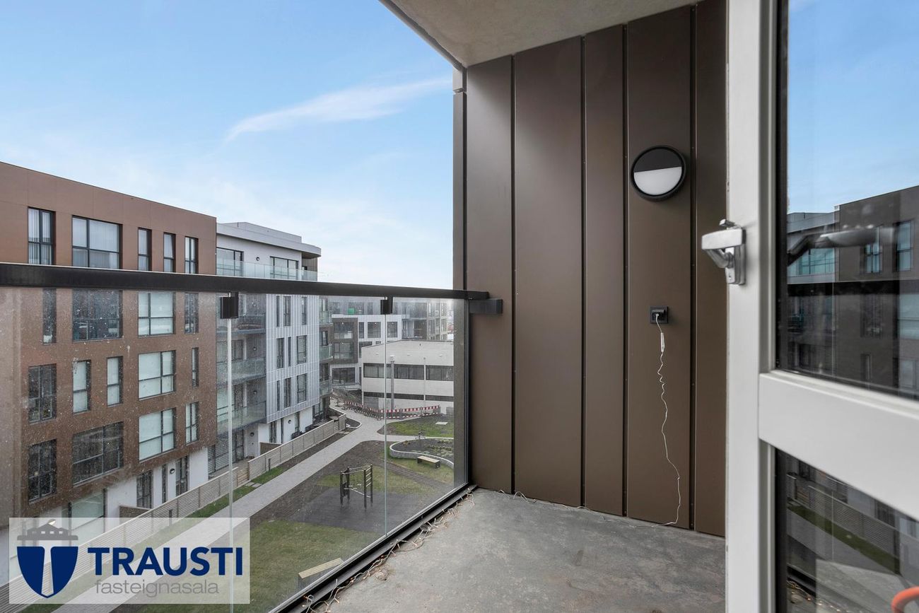 Grensásvegur 1B, 108 Reykjavík