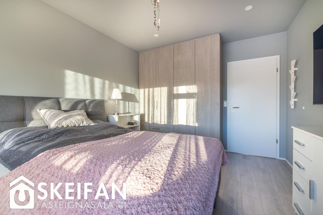 Hraunbær 103, 110 Reykjavík