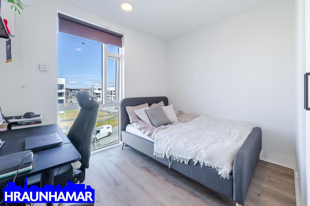 Nónhamar 2A, 221 Hafnarfjörður