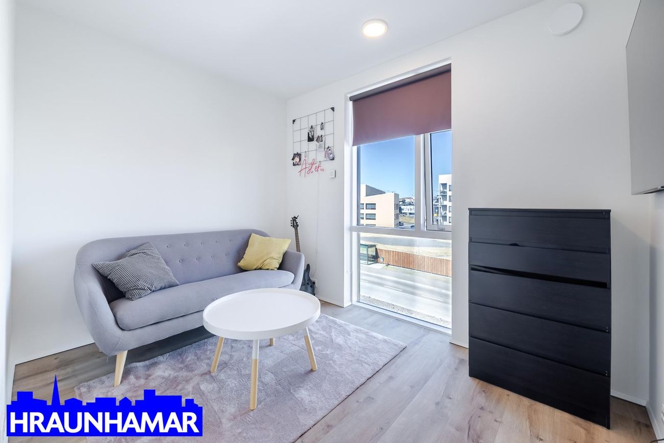 Nónhamar 2A, 221 Hafnarfjörður
