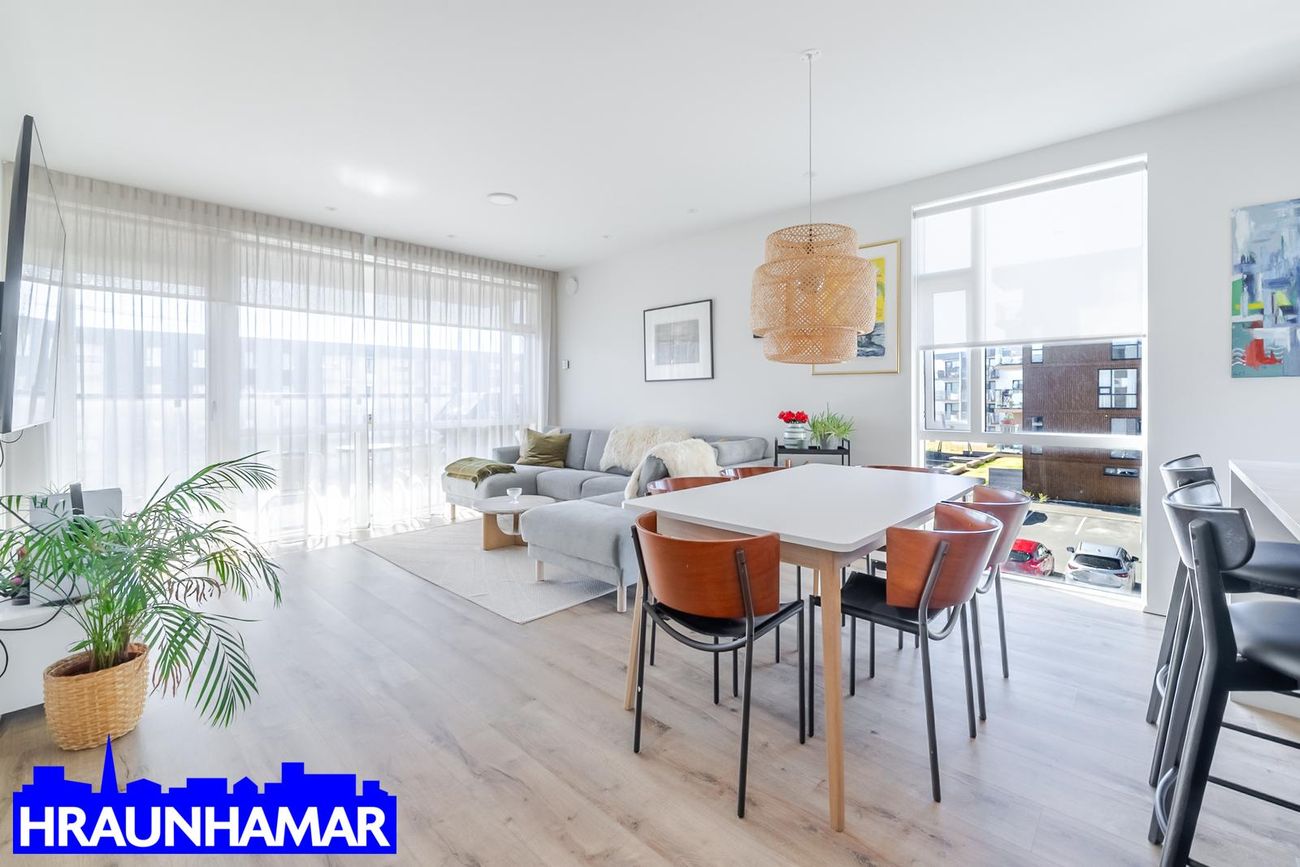Nónhamar 2A, 221 Hafnarfjörður