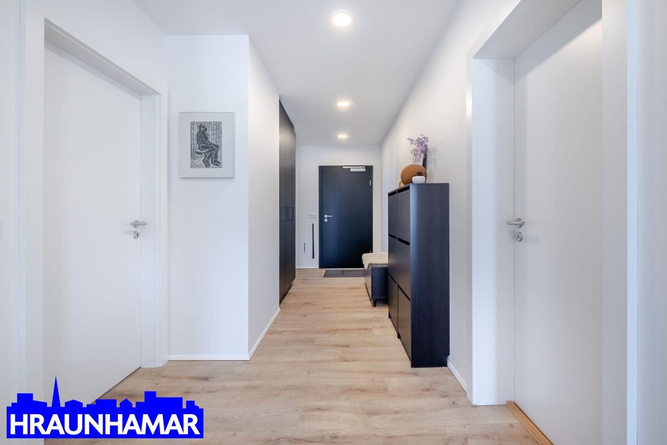 Nónhamar 2A, 221 Hafnarfjörður