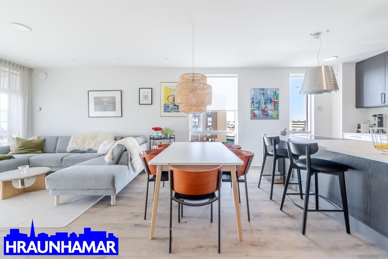 Nónhamar 2A, 221 Hafnarfjörður
