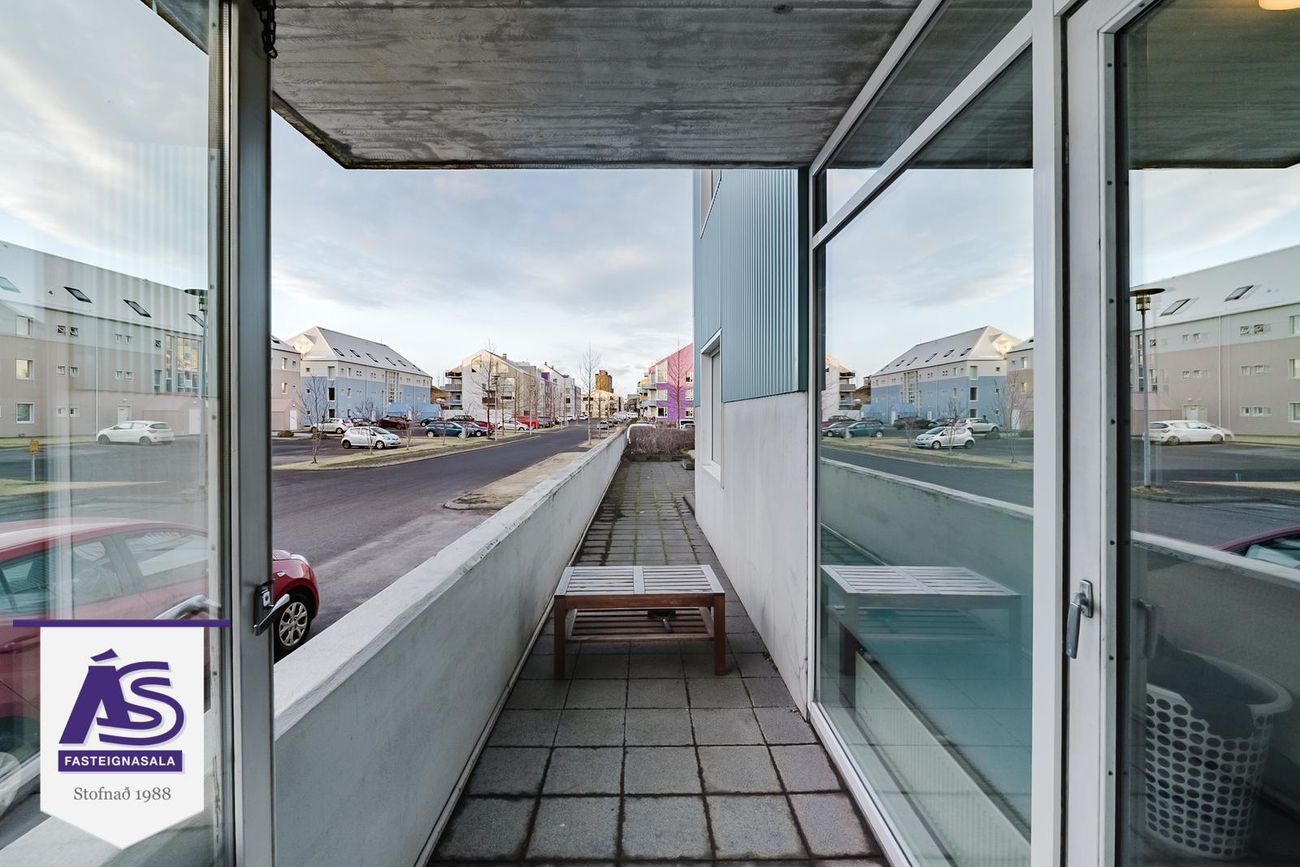Naustabryggja 13 - 0105, 110 Reykjavík