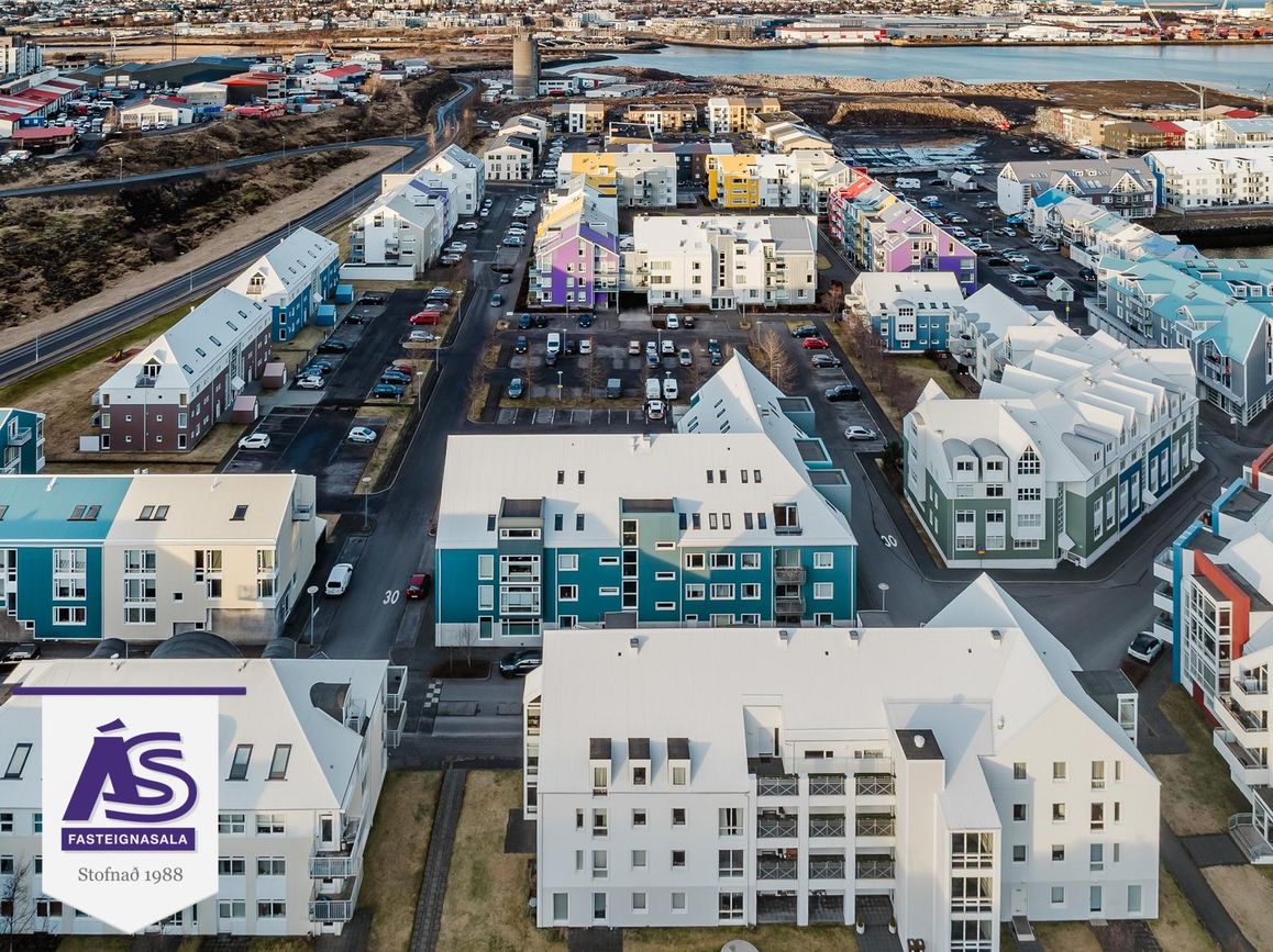 Naustabryggja 13 - 0105, 110 Reykjavík