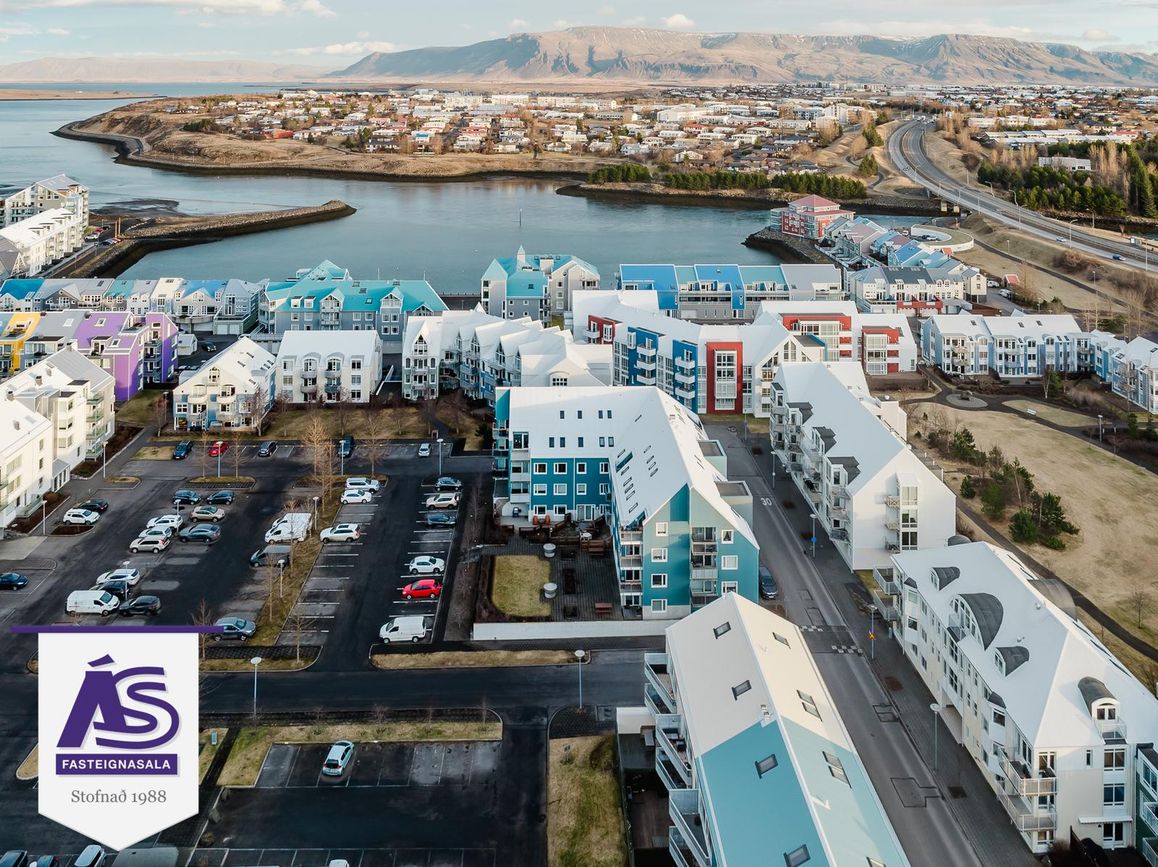 Naustabryggja 13 - 0105, 110 Reykjavík