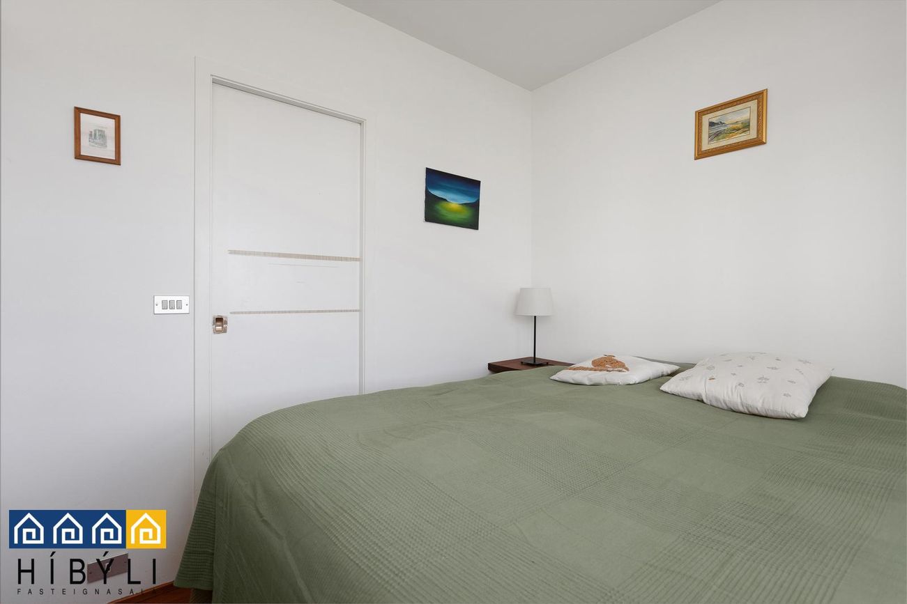 Kleppsvegur 32, 105 Reykjavík