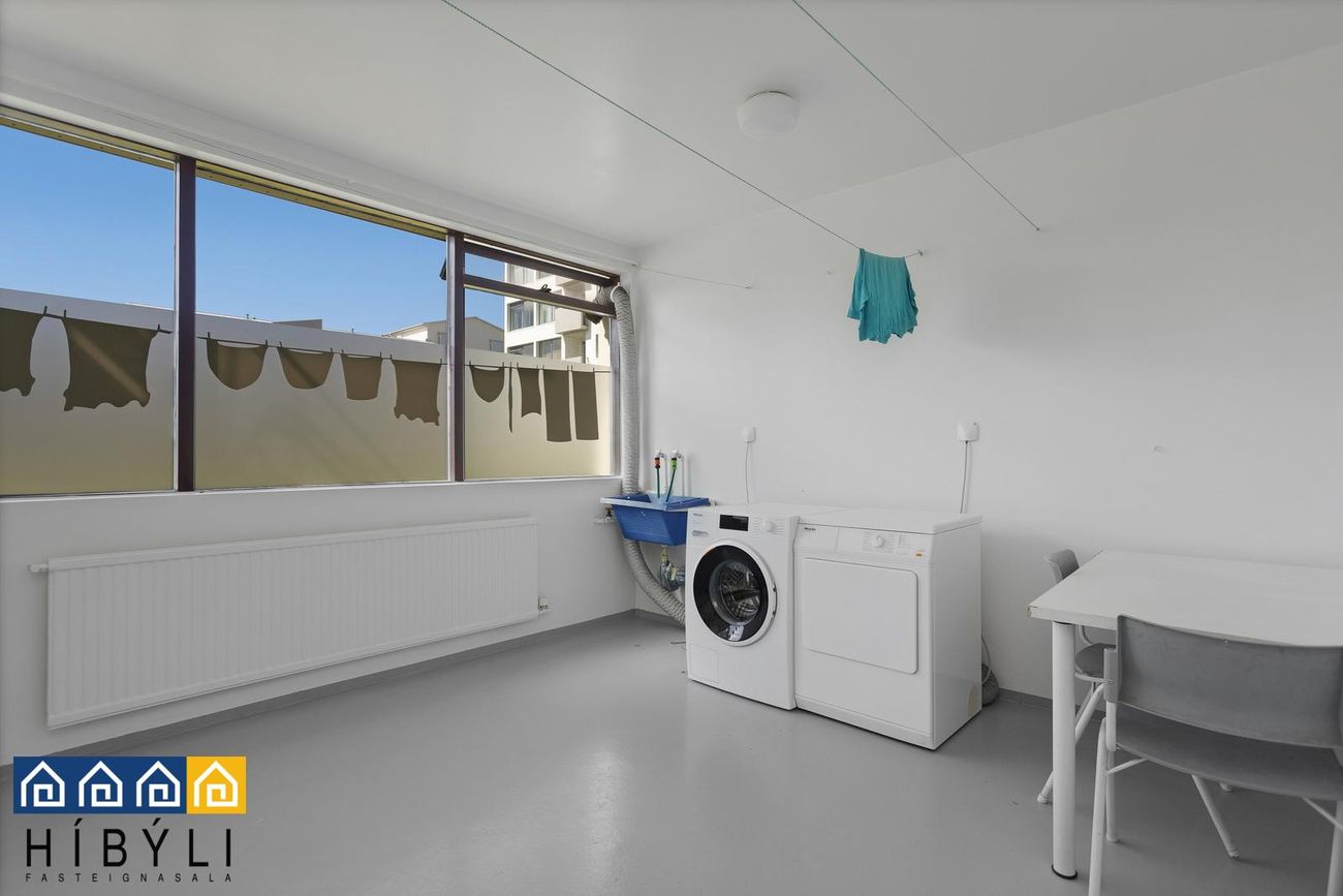 Kleppsvegur 32, 105 Reykjavík