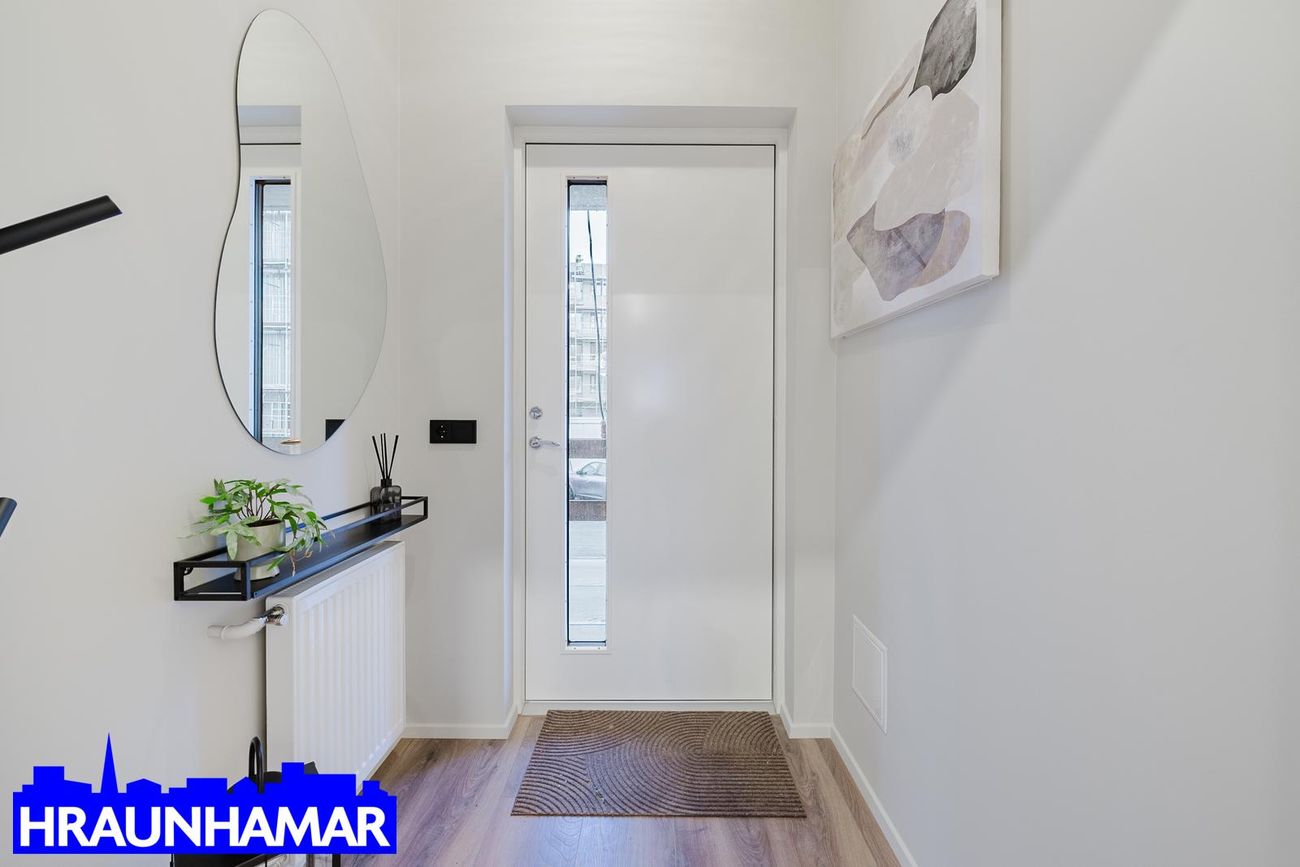 Áshamar 42 - 0201, 221 Hafnarfjörður