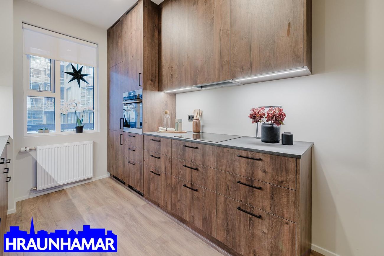 Áshamar 42 - 0201, 221 Hafnarfjörður