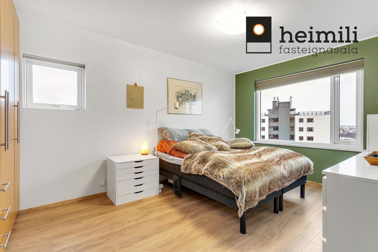 Sólheimar 23, 104 Reykjavík