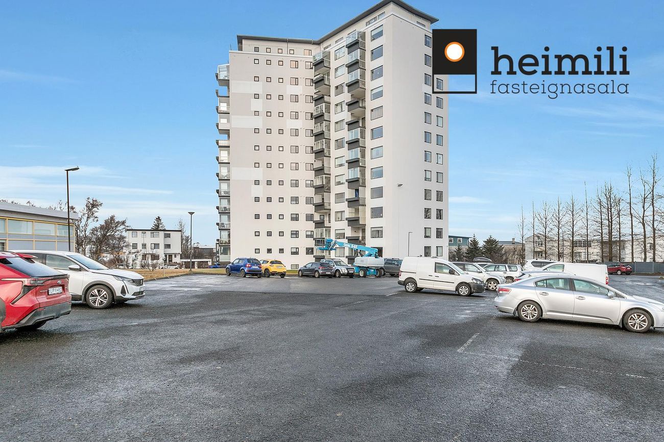 Sólheimar 23, 104 Reykjavík