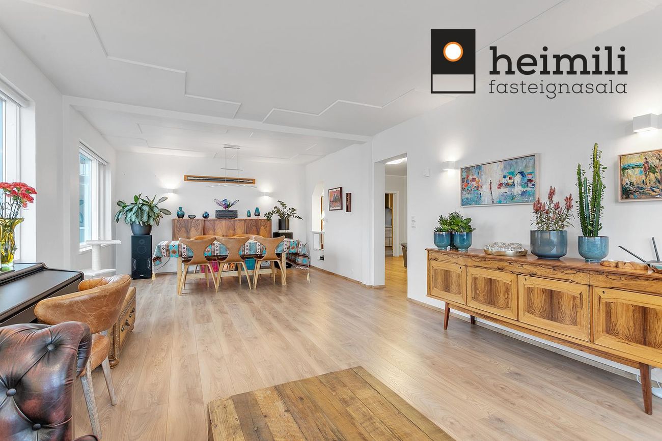 Sólheimar 23, 104 Reykjavík