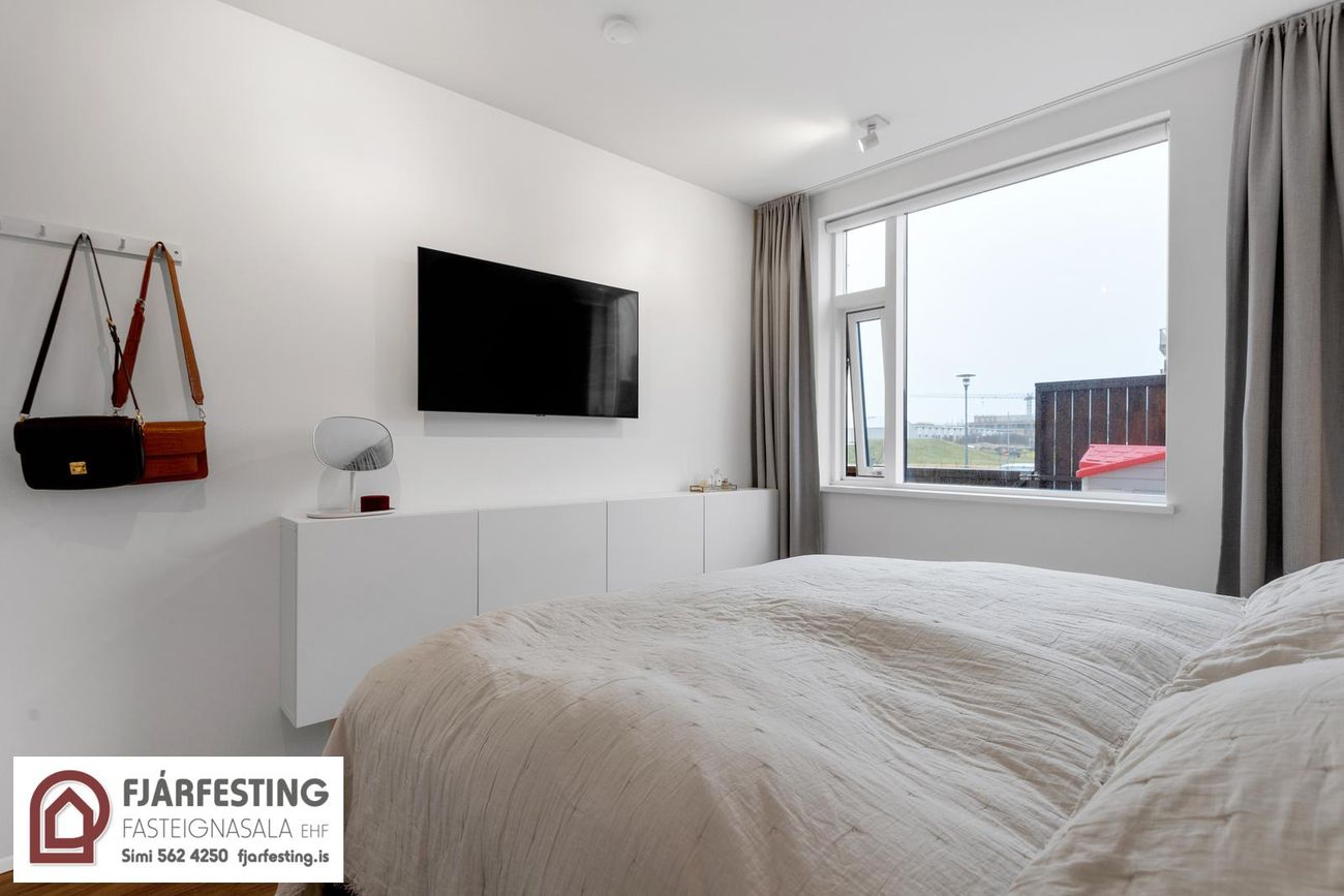 Naustavör 9, 200 Kópavogur