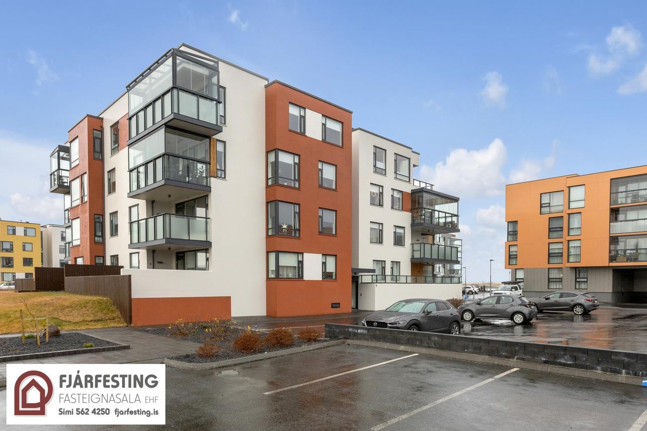 Naustavör 9, 200 Kópavogur