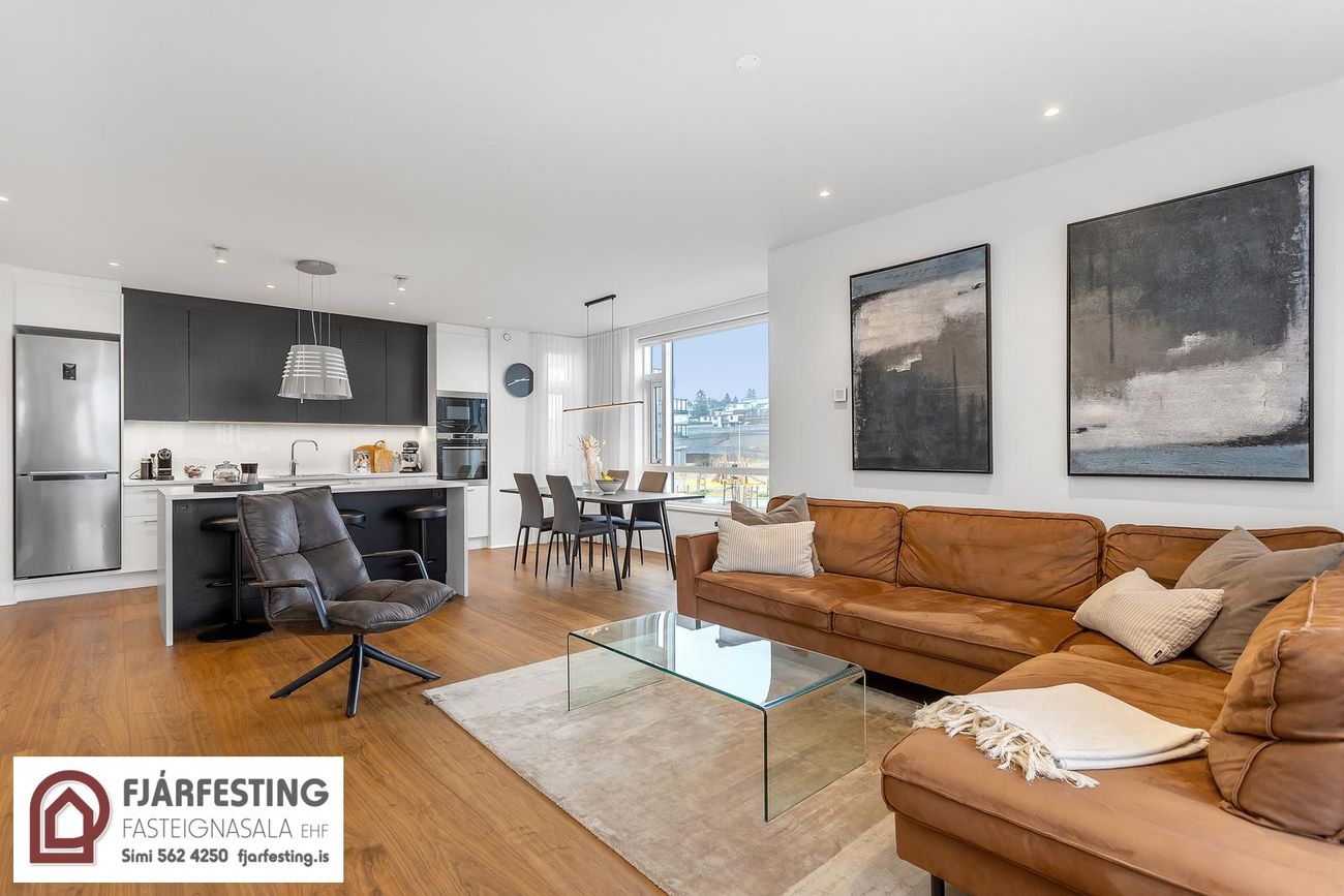 Naustavör 9, 200 Kópavogur