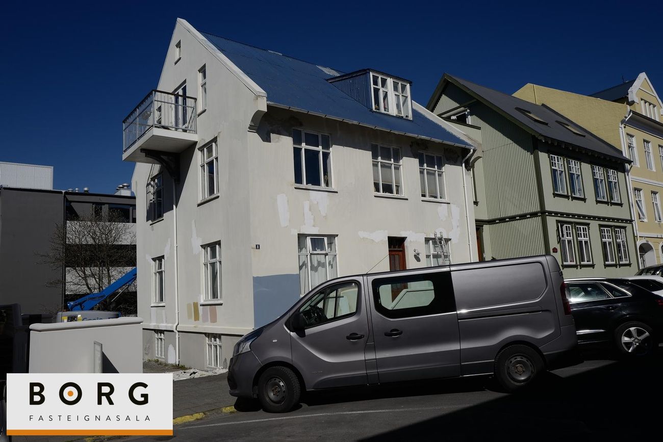 Grundarstígur 8, 101 Reykjavík