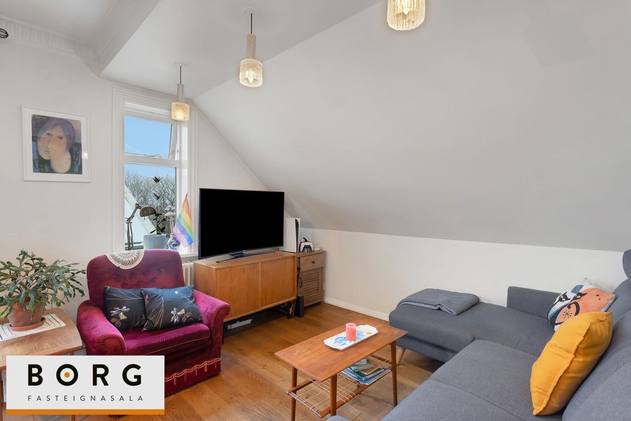 Grundarstígur 8, 101 Reykjavík