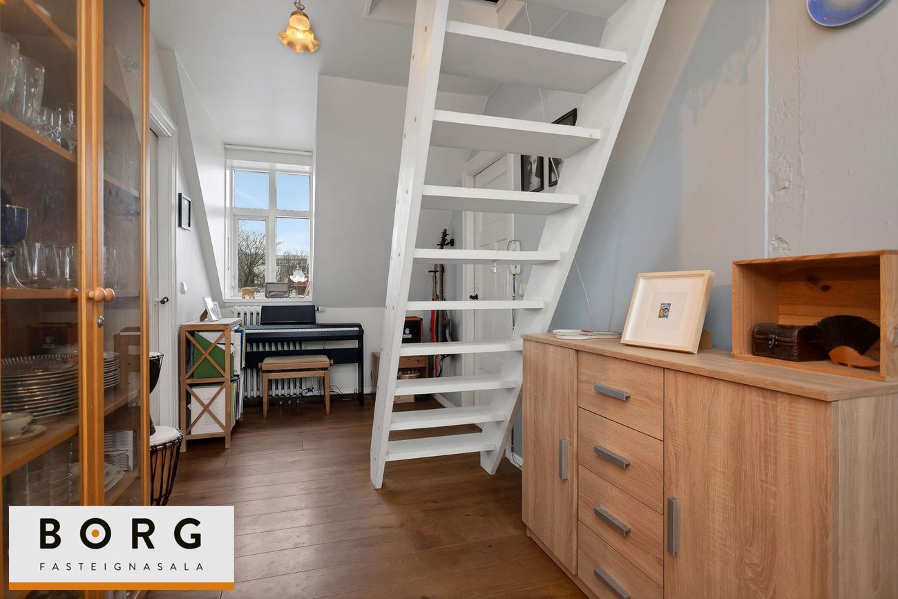 Grundarstígur 8, 101 Reykjavík